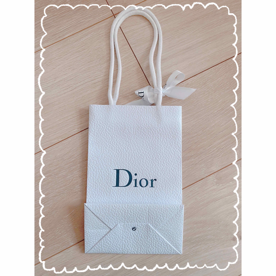 Dior - Dior ショッパー リボン付きの通販 by ゆいこ|ショップ Dior - Dior ショッパー リボン付きの通販 by ゆいこ|ショップ