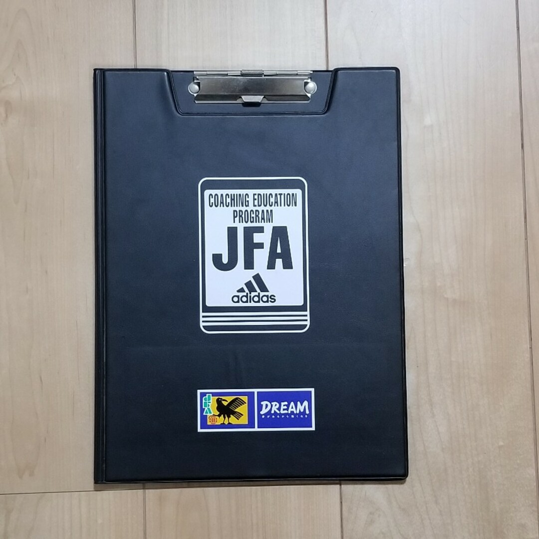 adidas(アディダス)の【非売品/希少】JFA 日本サッカー協会アディダスバインダー　指導者 スポーツ/アウトドアのサッカー/フットサル(記念品/関連グッズ)の商品写真