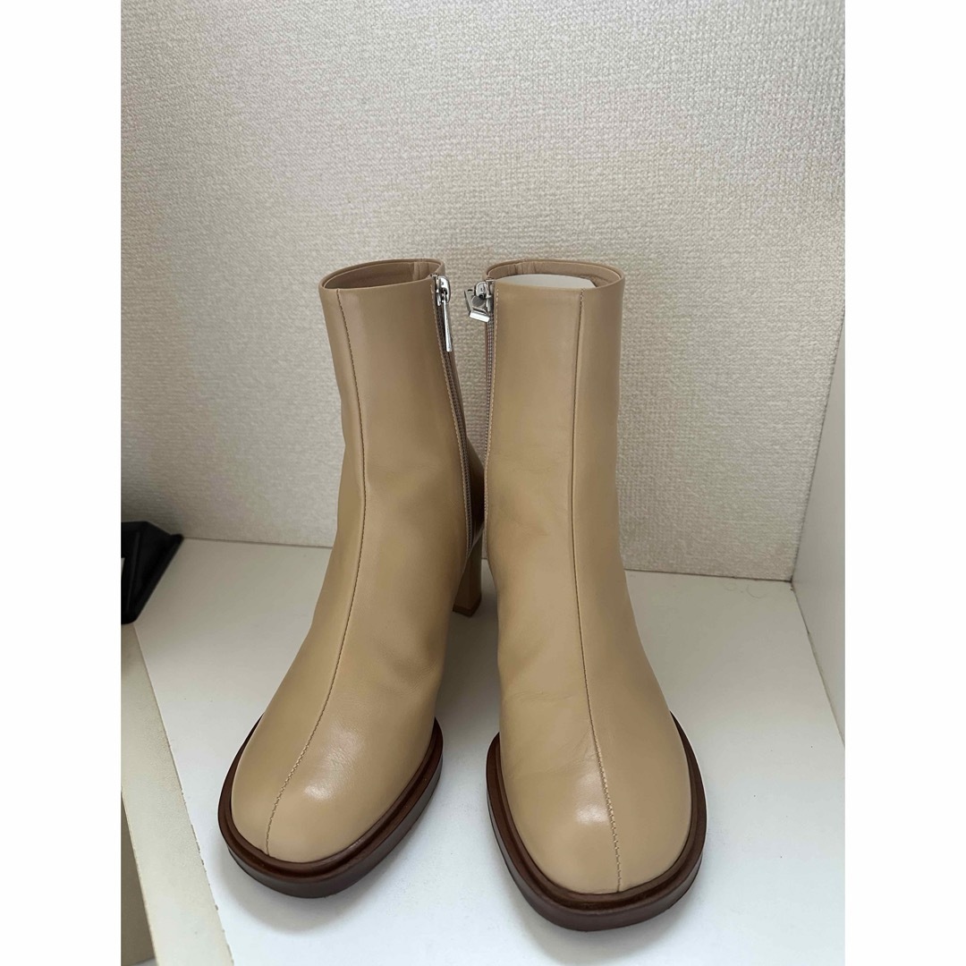 CLANE(クラネ)のCLANE EGDE ROUND SHORT BOOTS レディースの靴/シューズ(ブーツ)の商品写真