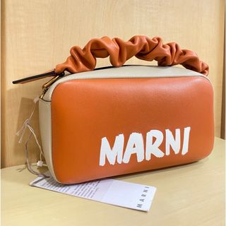 マルニ(Marni)の《付属品完備》【⭐︎新品 未使用⭐︎】♡MARNI マルニ♡レザー ミニ バッグ(ハンドバッグ)