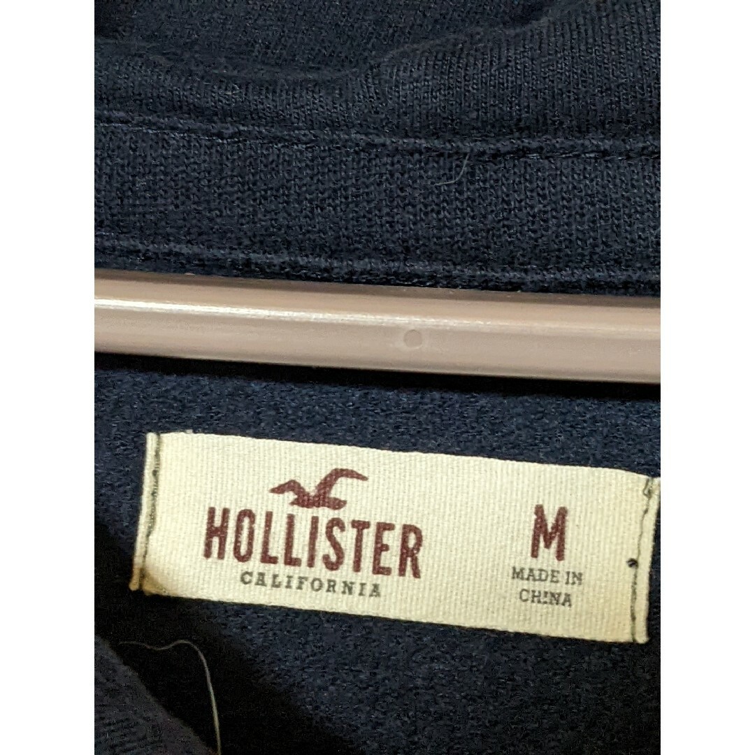 Hollister(ホリスター)のジップアップパーカー　Mサイズ レディースのトップス(パーカー)の商品写真