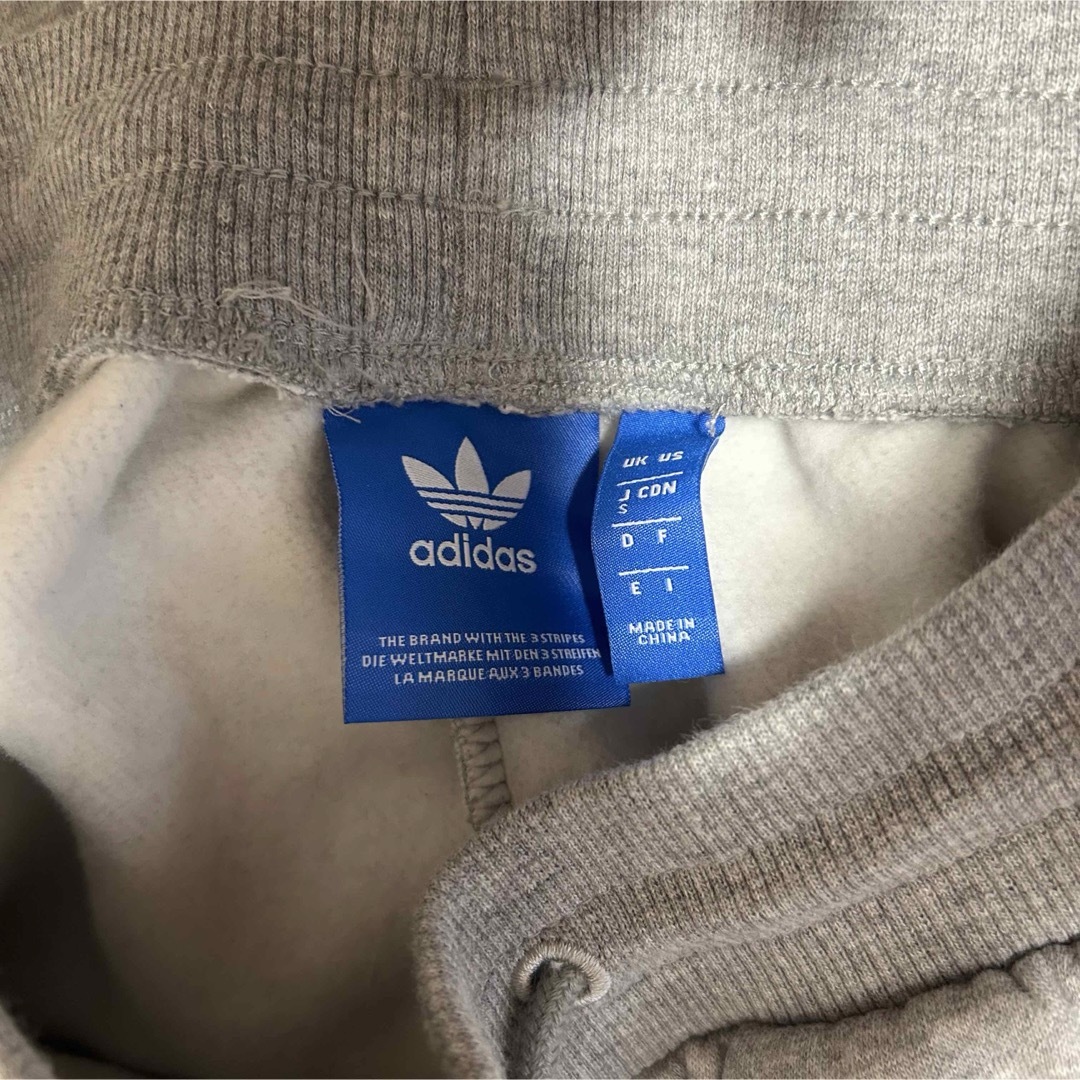 adidas(アディダス)のadidas ジャージ レディースのトップス(その他)の商品写真