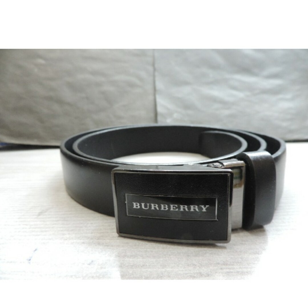 BURBERRY(バーバリー)の147 ★バーバリー　紳士ベルト★　　黒皮製　　長さ：約１００㎝・幅：約３cm レディースのファッション小物(ベルト)の商品写真