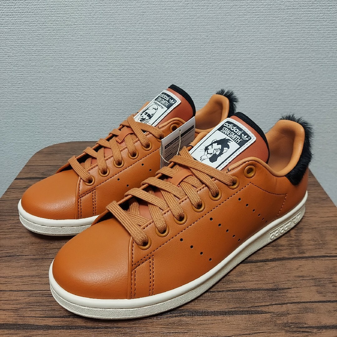 STANSMITH（adidas）(スタンスミス)のadidas×ディズニー ライオンキング スカー スタンスミス　未使用　23.5 レディースの靴/シューズ(スニーカー)の商品写真