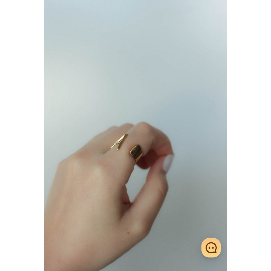 EDIT.FOR LULU(エディットフォールル)のebine Transparent Alphabet Ring / Gold レディースのアクセサリー(リング(指輪))の商品写真