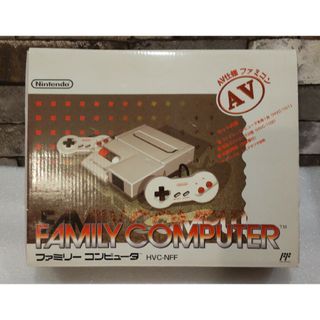 ニンテンドウ(任天堂)のニューファミリーコンピュータ(家庭用ゲーム機本体)