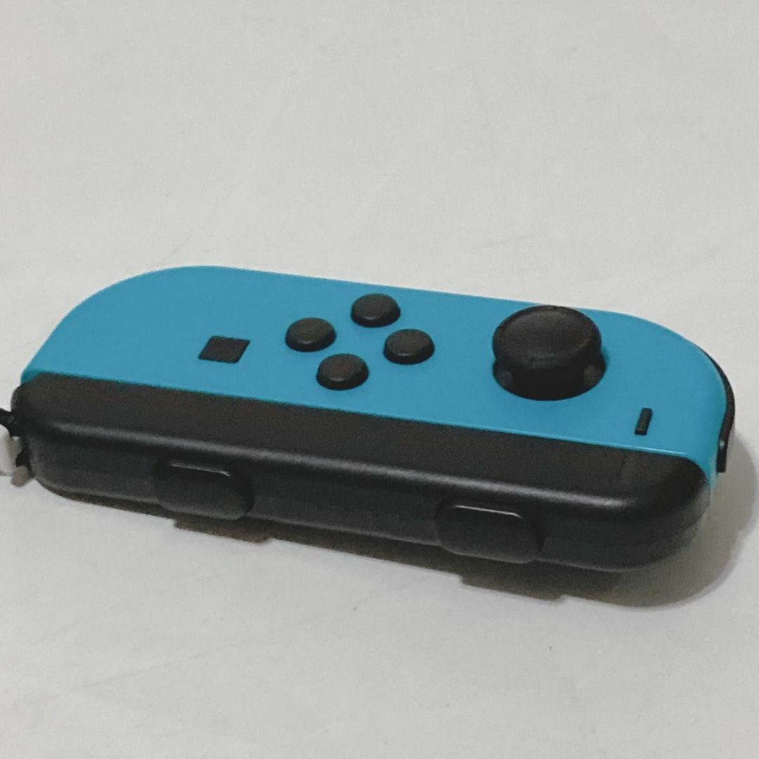 Nintendo Switch(ニンテンドースイッチ)のジョイコン 左 ブルー ニンテンドースイッチ ネオンブルー 任天堂 エンタメ/ホビーのゲームソフト/ゲーム機本体(その他)の商品写真