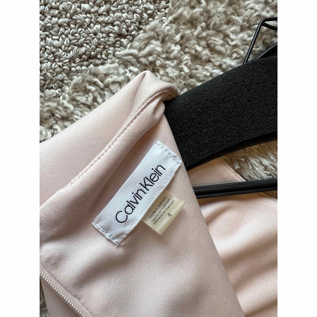 Calvin Klein(カルバンクライン)の【極美品！】Calvin Klein ドレス レディースのフォーマル/ドレス(その他ドレス)の商品写真