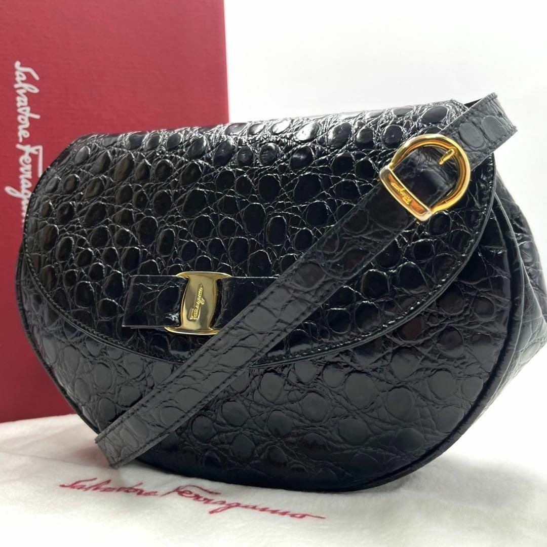 Salvatore Ferragamo - 【極美品】フェラガモ ショルダーバッグ ヴァラ Salvatore Ferragamo - 【極美品】フェラガモ ショルダーバッグ ヴァラ