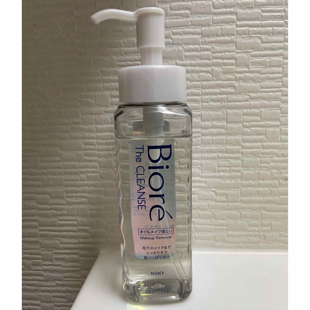 Biore(ビオレ)のビオレザクレンズ　オイルメイク落とし コスメ/美容のスキンケア/基礎化粧品(クレンジング/メイク落とし)の商品写真