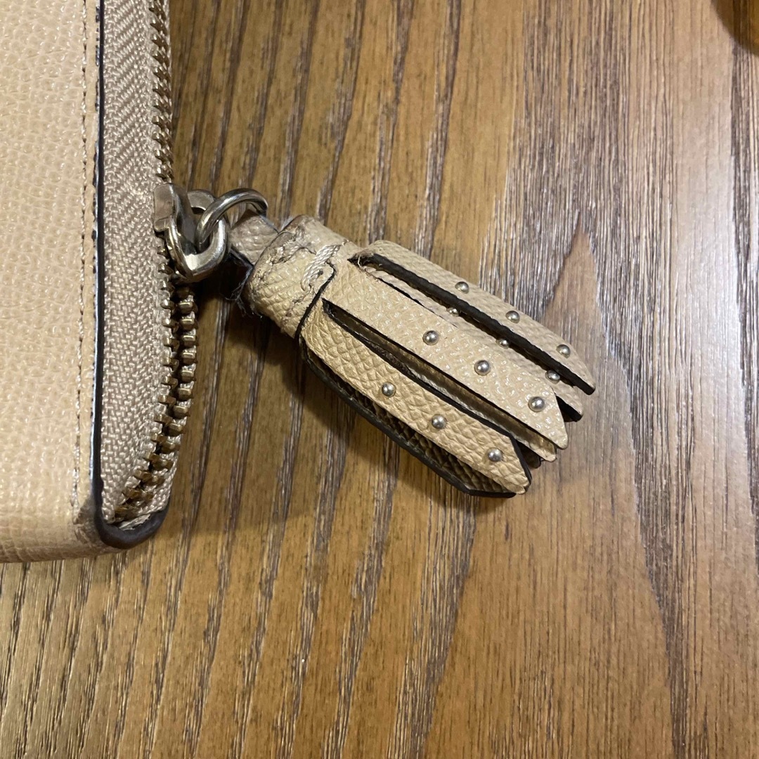 COACH(コーチ)のcoach コーチ　スタッズ　長財布 レディースのファッション小物(財布)の商品写真