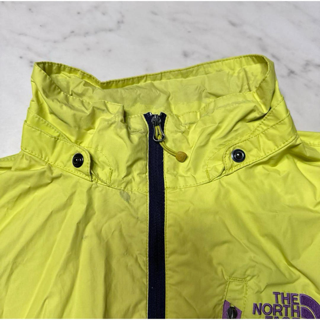 THE NORTH FACE(ザノースフェイス)の訳あり　ノースフェイス　レディース　ウィンドブレーカー レディースのジャケット/アウター(ナイロンジャケット)の商品写真