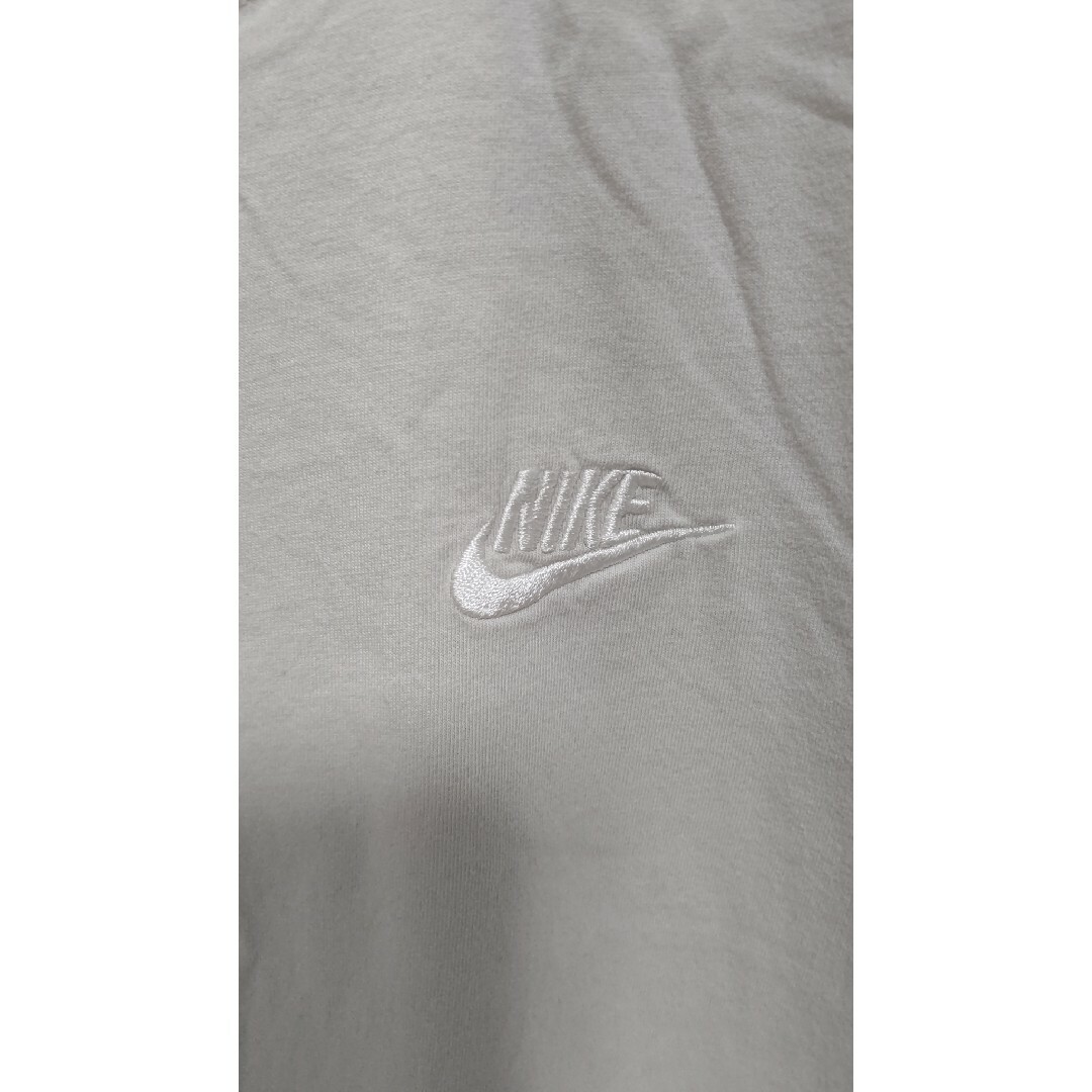 NIKE(ナイキ)のNIKE Tシャツ Mサイズ レディースのトップス(Tシャツ(半袖/袖なし))の商品写真