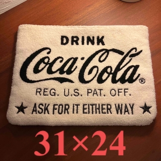 コカコーラ　coca cola 大きなファブリックポーチ　31×24 パイル地