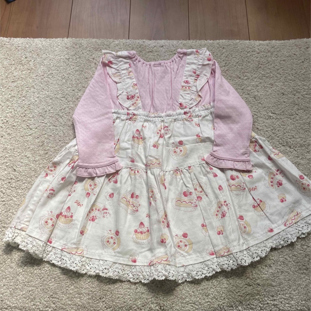 coeur a coeur(クーラクール)の美品　クーラクール　ケーキ柄ワンピース　90 キッズ/ベビー/マタニティのキッズ服女の子用(90cm~)(ワンピース)の商品写真