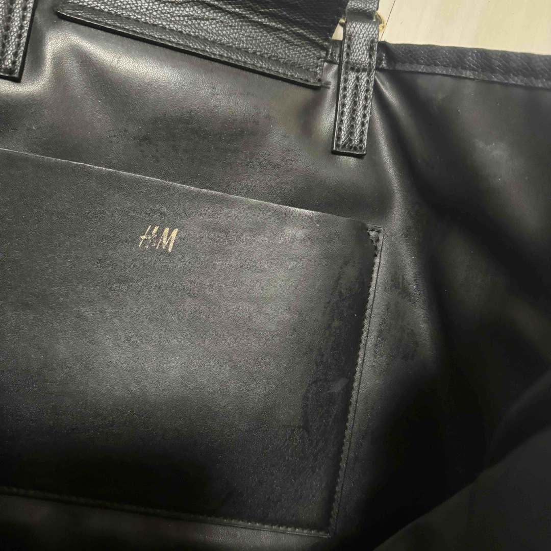 H&M(エイチアンドエム)のH&M トート バッグ 黒 ブラック レディースのバッグ(トートバッグ)の商品写真