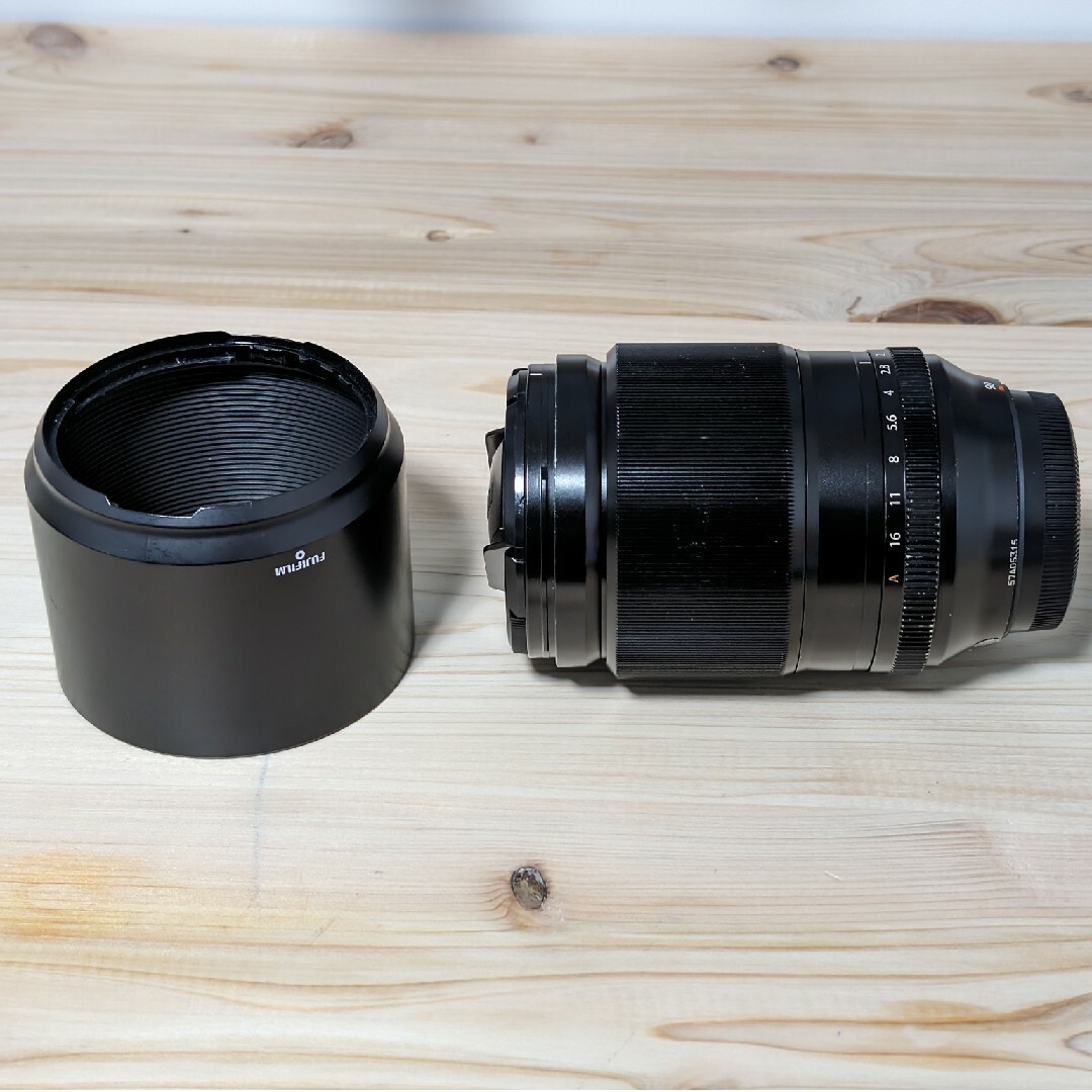 富士フイルム(フジフイルム)のXF90MM F2 R LM WR スマホ/家電/カメラのカメラ(レンズ(単焦点))の商品写真