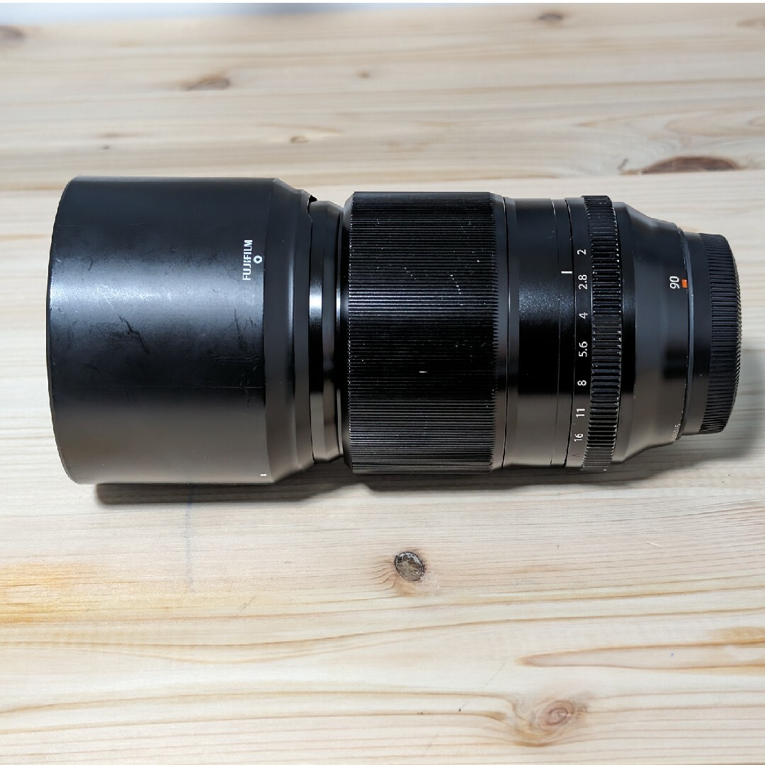 富士フイルム(フジフイルム)のXF90MM F2 R LM WR スマホ/家電/カメラのカメラ(レンズ(単焦点))の商品写真