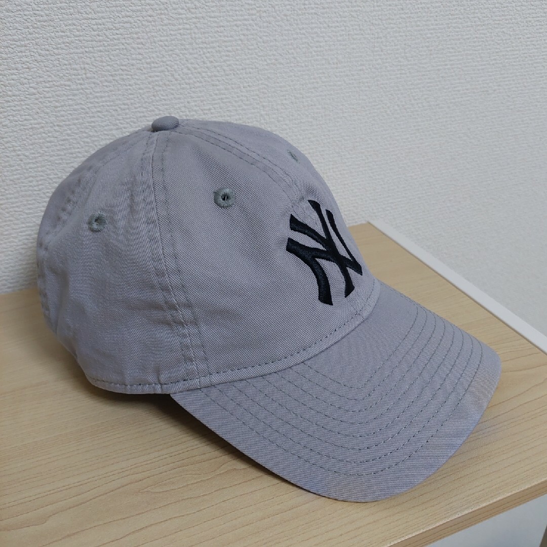 NEW ERA(ニューエラー)のニューエラ　キャップ　グレー レディースの帽子(キャップ)の商品写真