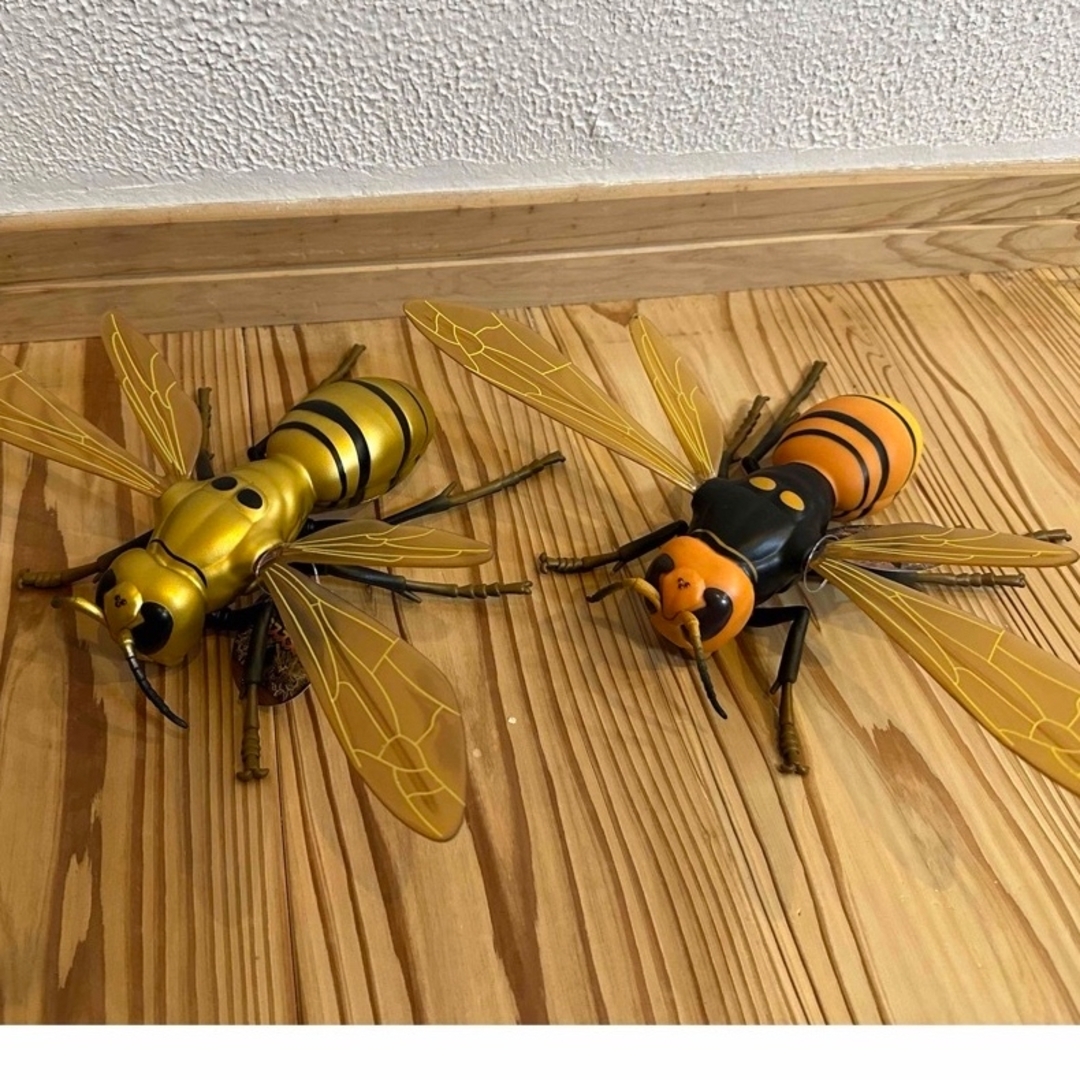 BIGスズメバチ　全2種(ゴールド・ノーマル)セット エンタメ/ホビーのフィギュア(その他)の商品写真