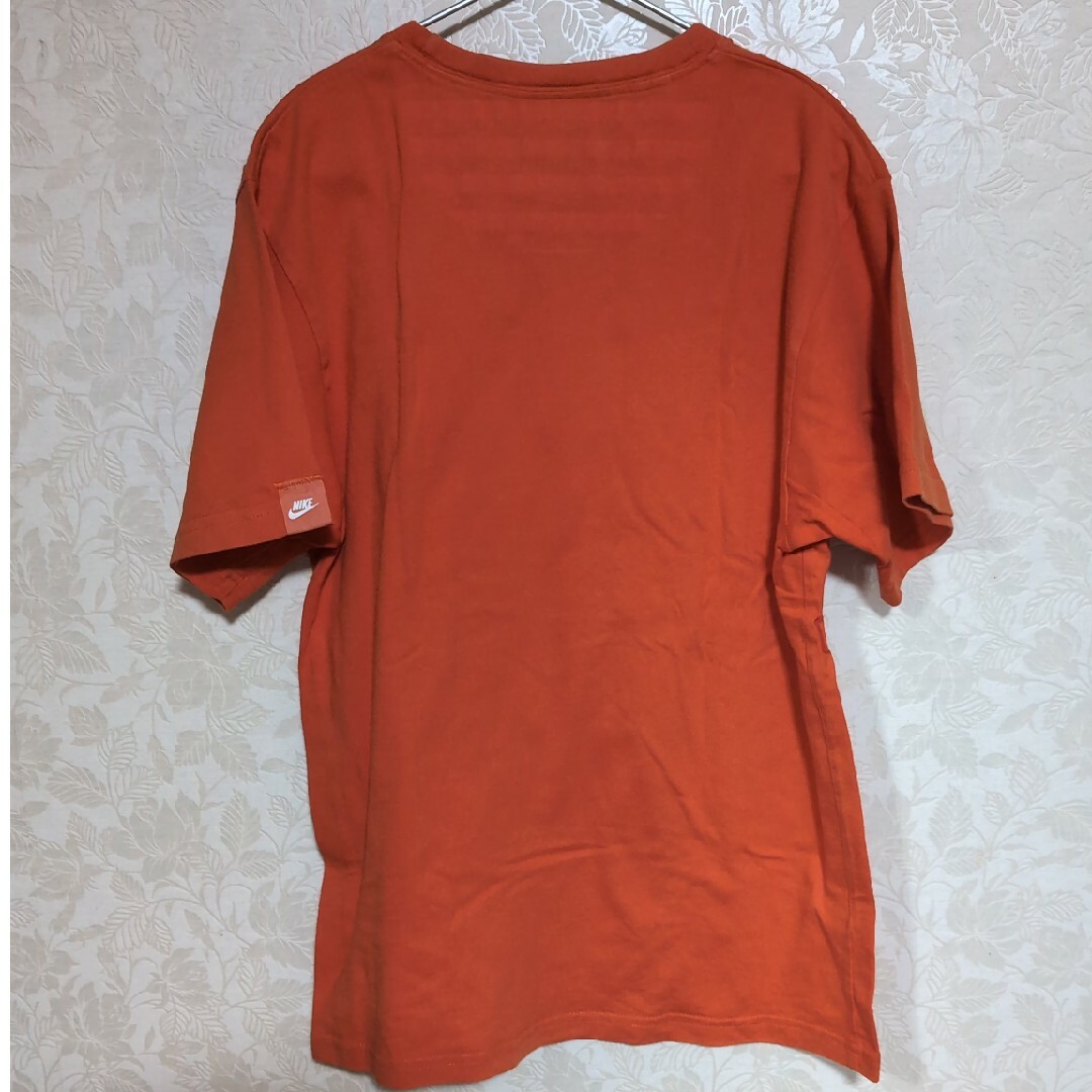 NIKE(ナイキ)のNIKE　オレンジM　150 キッズ/ベビー/マタニティのキッズ服男の子用(90cm~)(Tシャツ/カットソー)の商品写真
