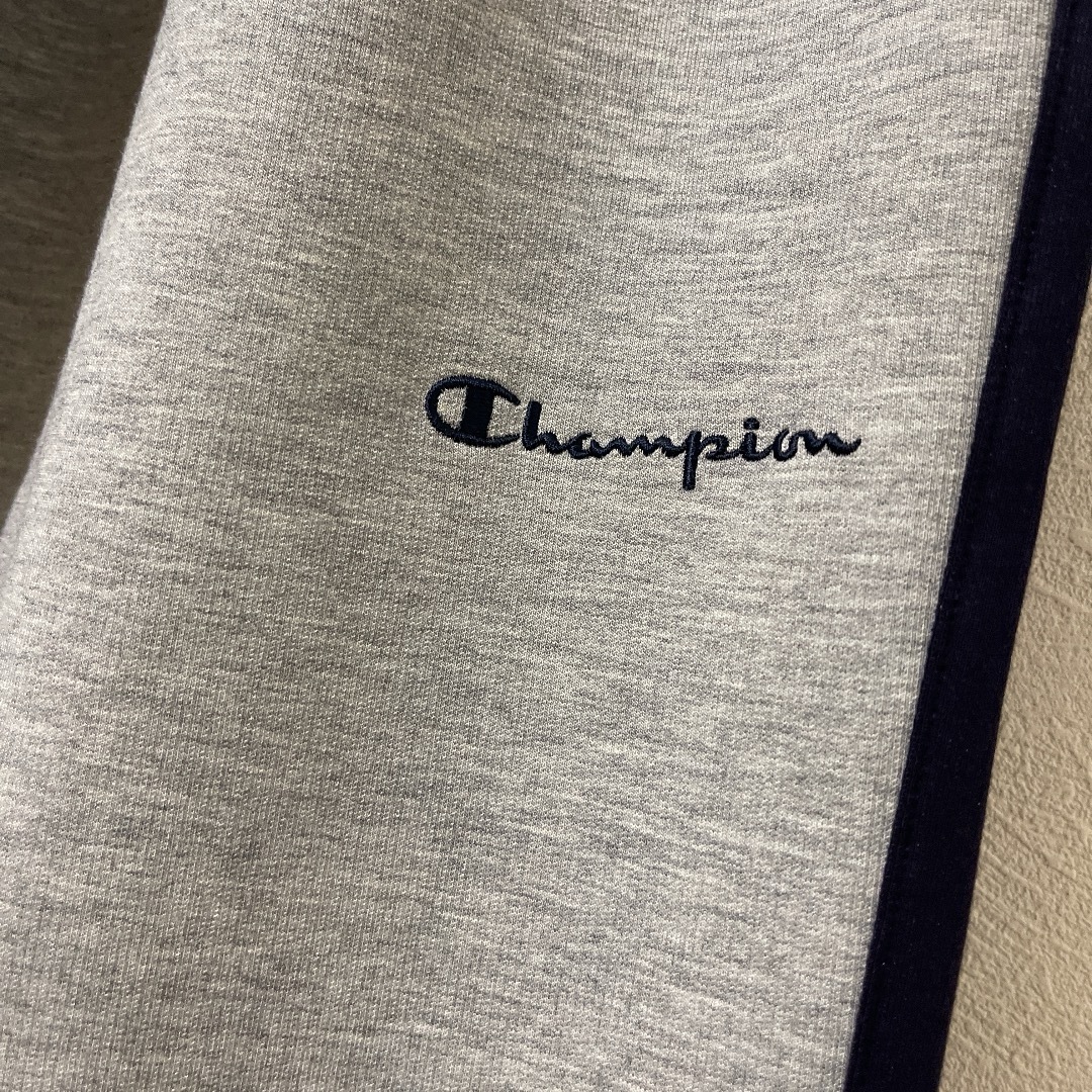 Champion(チャンピオン)の新品L   Champion  チャンピオン  ロングパンツ SPORTS レディースのパンツ(その他)の商品写真