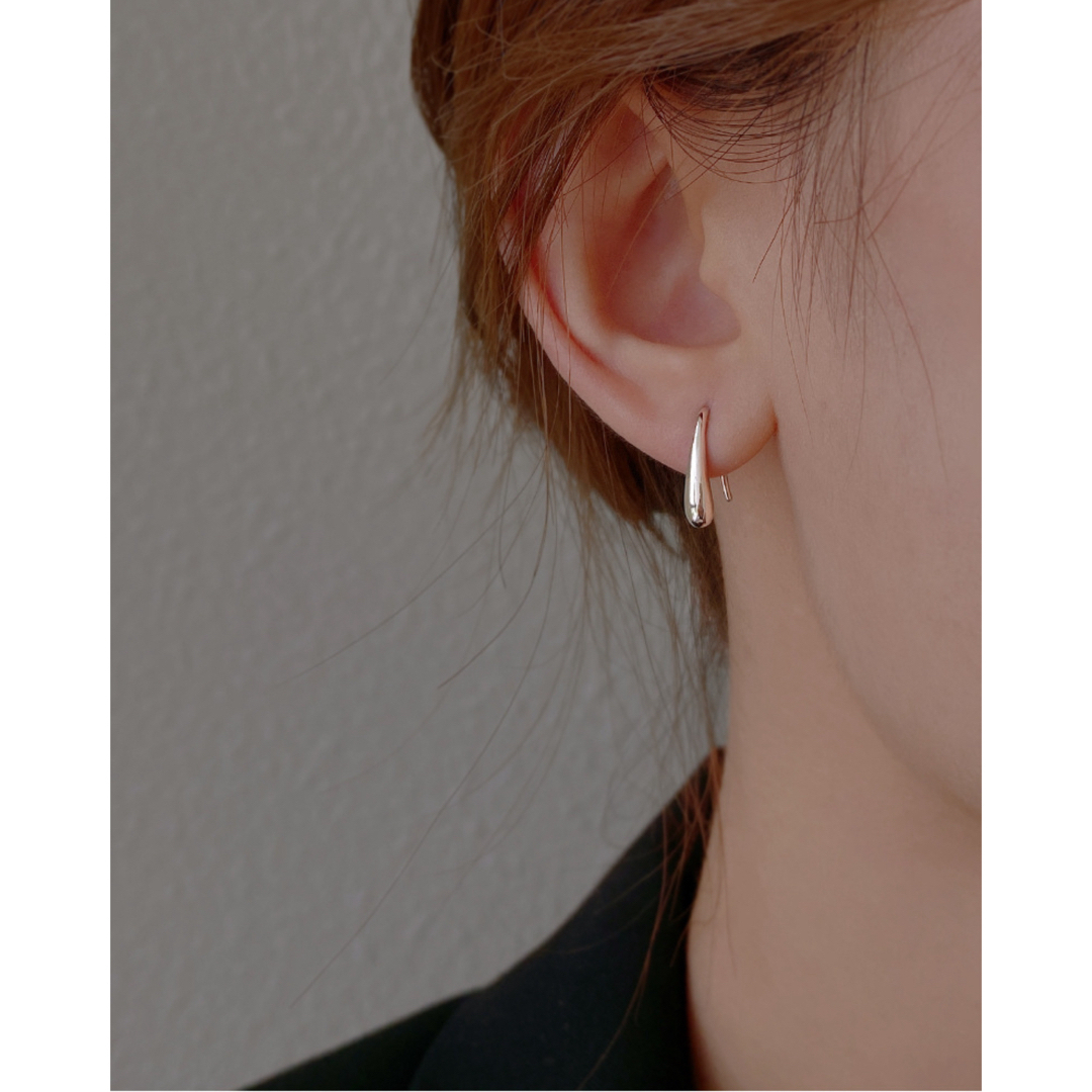 大人気 ティアドロップ ピアス ローズゴールド おしゃれ かわいい 韓国 両耳用 メンズのアクセサリー(ピアス(両耳用))の商品写真