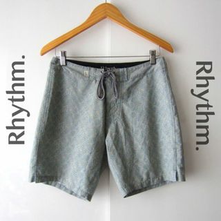 リズム(RHYTHM)の美品　rhythm.／リズム★　総柄サーフパンツ　サイズ28(ショートパンツ)