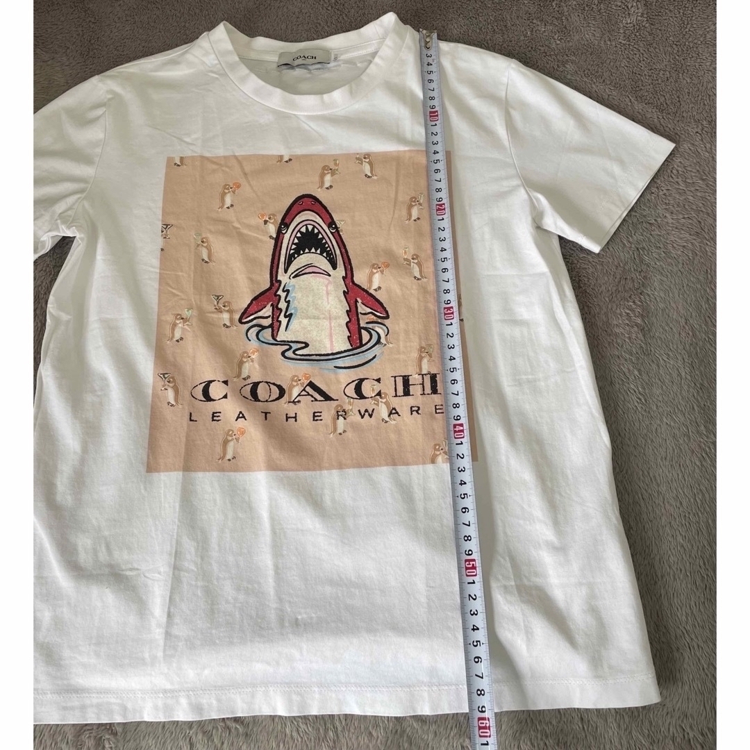 COACH(コーチ)のcoach shark  Tシャツ レディースのトップス(Tシャツ(半袖/袖なし))の商品写真