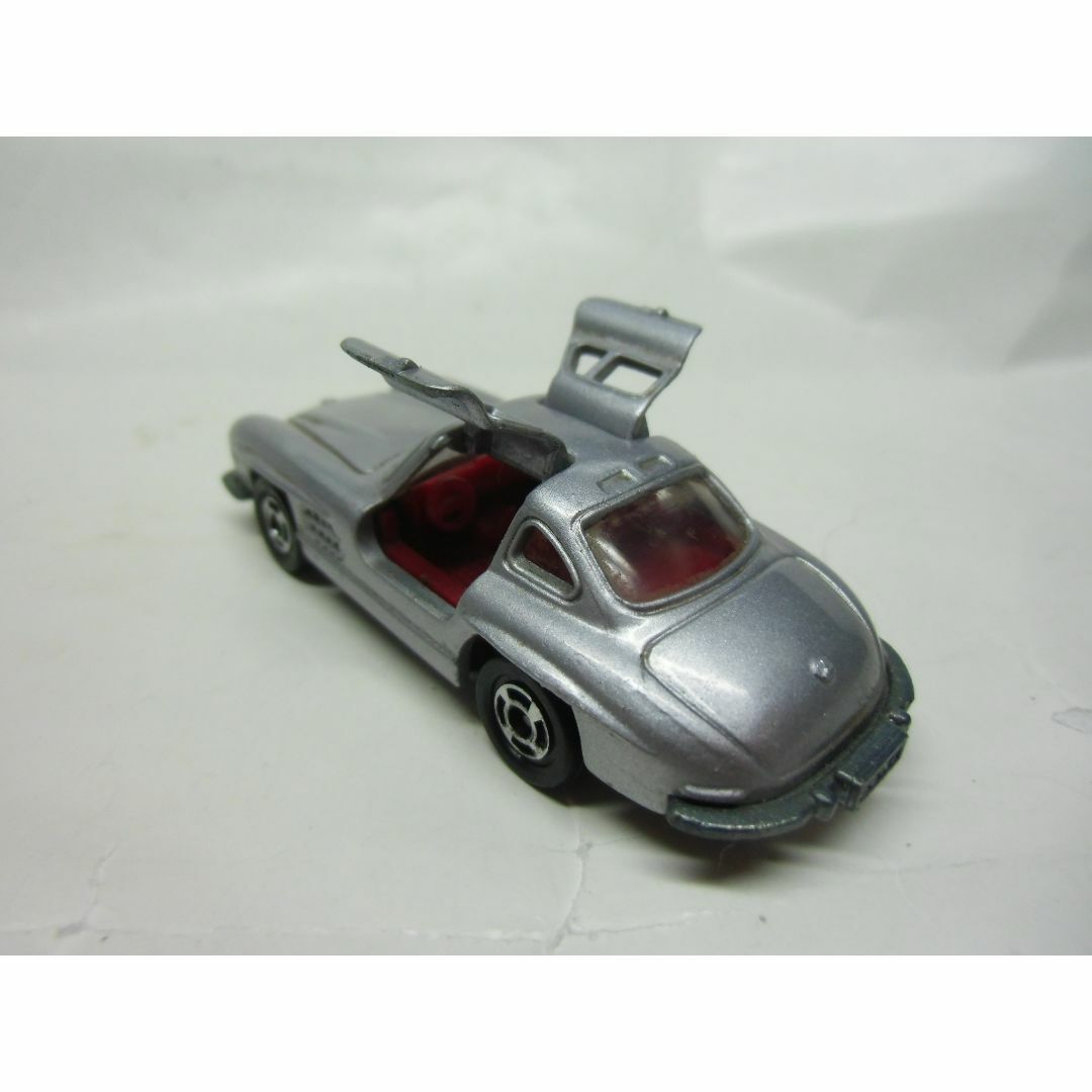 Takara Tomy(タカラトミー)の値引き　トミカ青箱F19-3ｰ①　メルセデス・ベンツ300SL（箱無し・中古品） エンタメ/ホビーのおもちゃ/ぬいぐるみ(ミニカー)の商品写真