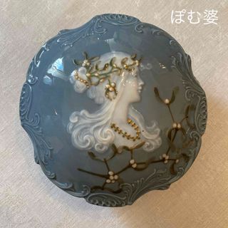 マイセン(MEISSEN)の★御専用【古リモージュ】パテ・シュール・パテ パツィオ・パット／金彩 蓋物（大）(小物入れ)