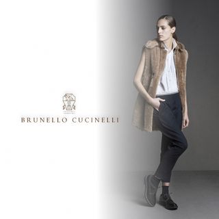 ブルネロクチネリ(BRUNELLO CUCINELLI)のL88★極美品★極上ムートン フードつきロングジレ ブルネロクチネリ(毛皮/ファーコート)