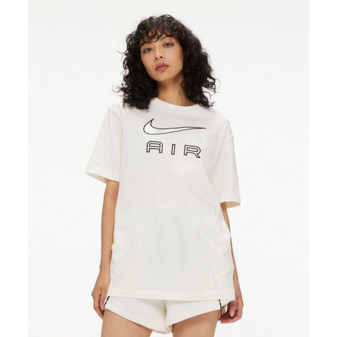 NIKE(ナイキ)のNIKE W SHORT-SLEEVE TEE BF NIKE AIR  レディースのトップス(Tシャツ(半袖/袖なし))の商品写真