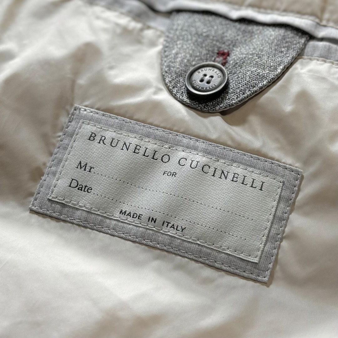 BRUNELLO CUCINELLI(ブルネロクチネリ)のL66★美品★22SS★極上フードつき ダウンベスト ブルネロクチネリ メンズのジャケット/アウター(ダウンベスト)の商品写真