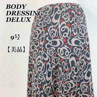 ボディドレッシングデラックス(BODY DRESSING Deluxe)の【美品】BODY DRESSING DELUXE 総柄 フレアスカート(ひざ丈スカート)