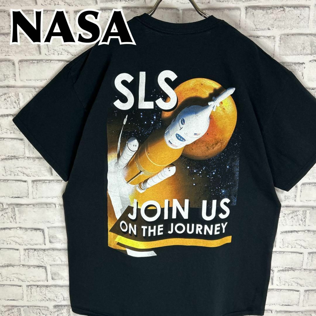 GILDAN(ギルタン)のNASA ナサ バックプリント SLS ロケット ロゴ Tシャツ 半袖 輸入品 メンズのトップス(Tシャツ/カットソー(半袖/袖なし))の商品写真