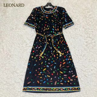 レオナール(LEONARD)の極美品　レオナール　ロンワンピース　大きいサイズ　LL　ベルト付き　宝石　トリム(ロングワンピース/マキシワンピース)