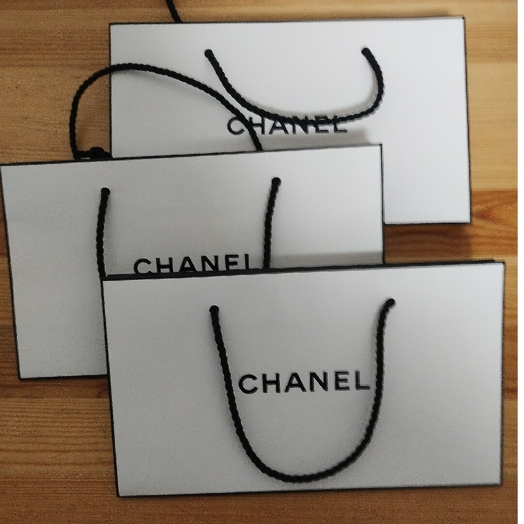 CHANEL(シャネル)のシャネル　ビュティー　ショッパー　3個 レディースのバッグ(ショップ袋)の商品写真