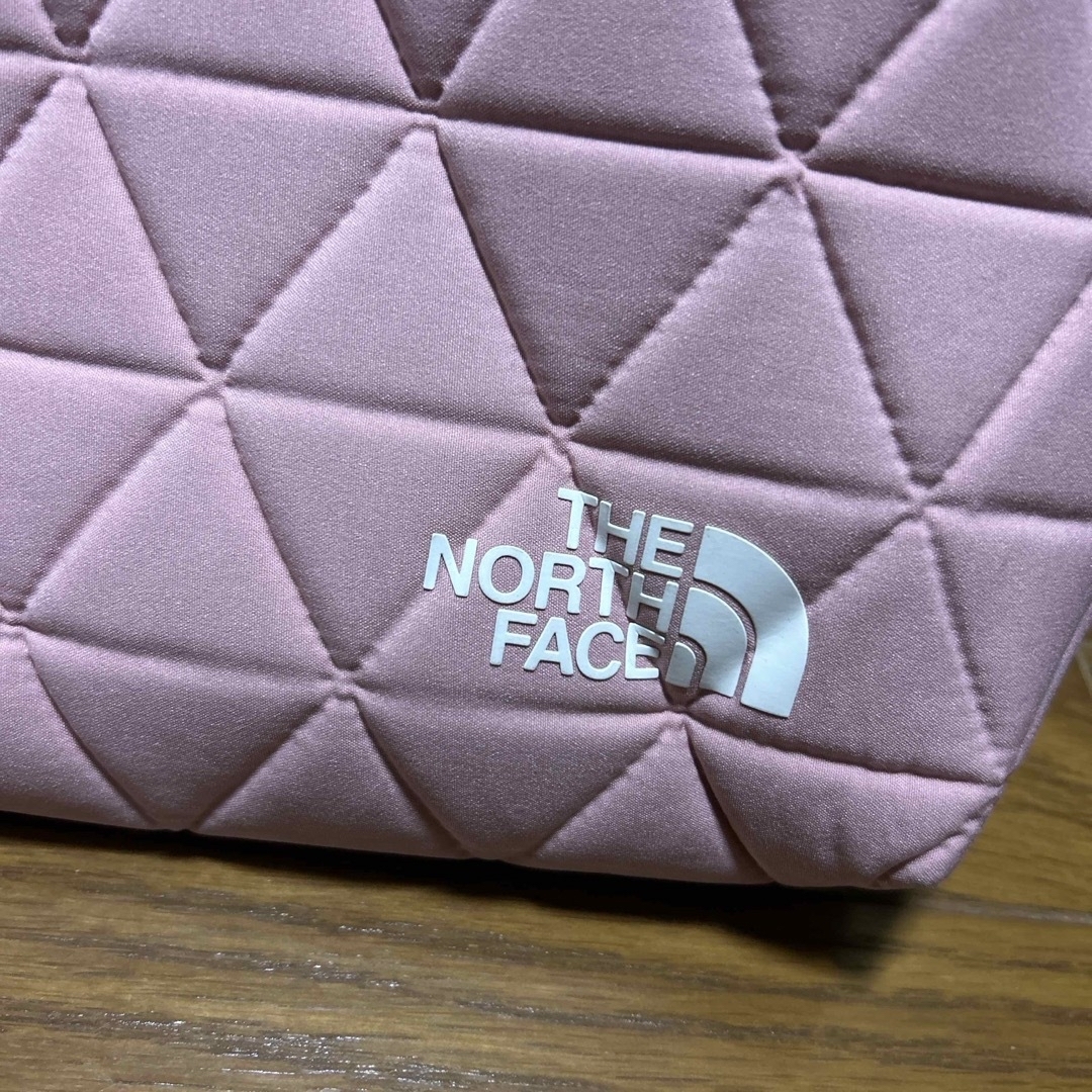 THE NORTH FACE(ザノースフェイス)の【専用です☘️】THE NORTH FACE ジオフェイスボックストート レディースのバッグ(トートバッグ)の商品写真