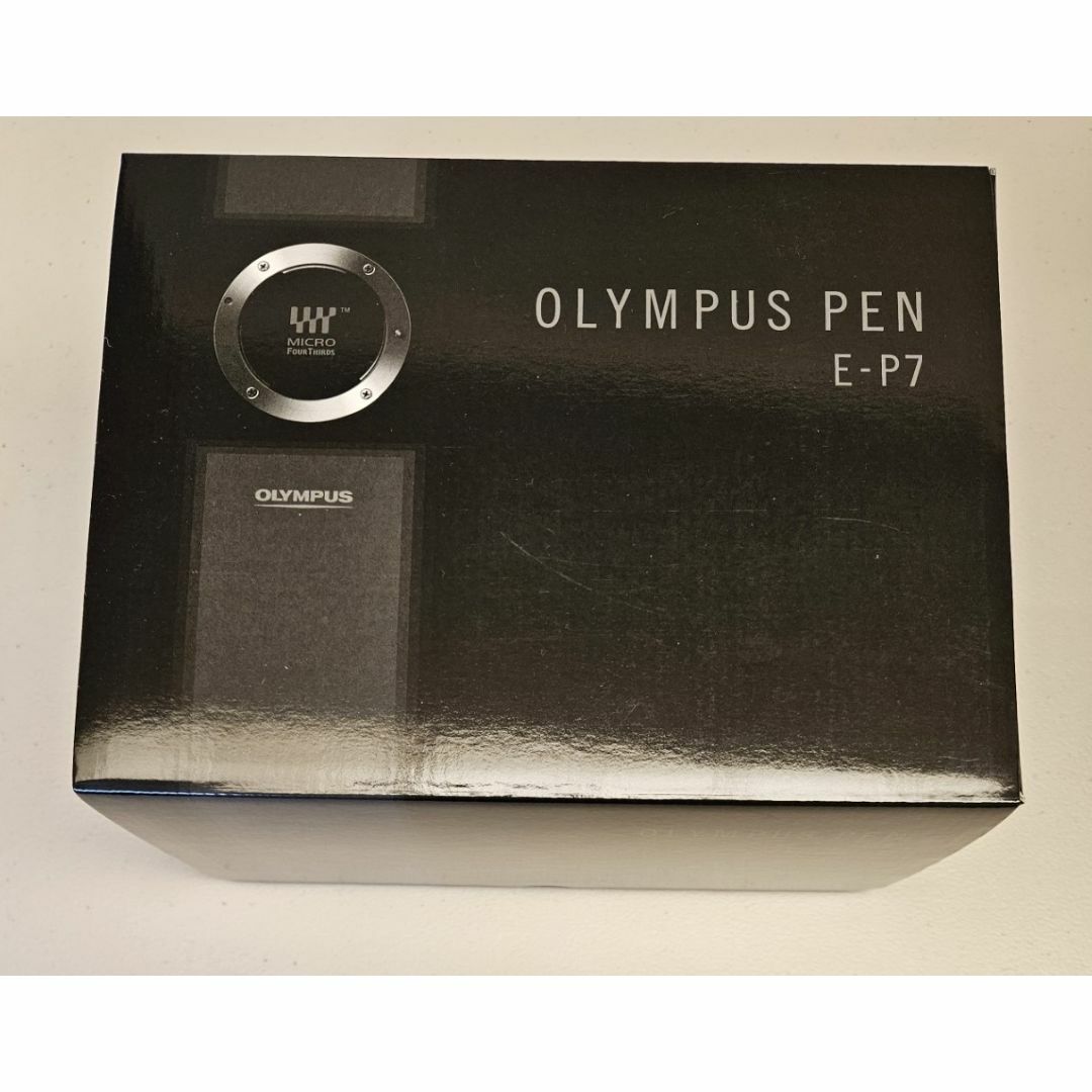 OLYMPUS(オリンパス)の【新品・未使用】オリンパス E-P7 PEN EZダブルズームキット シルバー スマホ/家電/カメラのカメラ(ミラーレス一眼)の商品写真