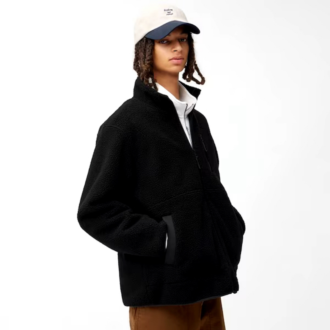 GU(ジーユー)の【Sサイズ】GU メンズ 黒 ウィンドプルーフフリースジャケット(長袖) メンズのジャケット/アウター(ブルゾン)の商品写真