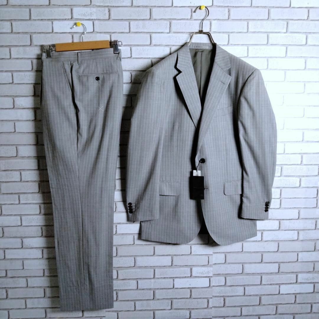 青山(アオヤマ)のCHRISTIAN ORANI☆スーツ　セットアップ　上下　ストライプ　グレー メンズのスーツ(セットアップ)の商品写真