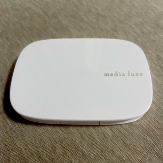 メディア(media（kanebo）)のmedia luxe メディアリュクス　パウダーファンデーション(ファンデーション)