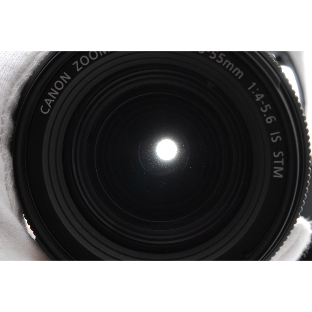 Canon(キヤノン)の❤️超軽量で扱いラクラク✨ショット数1371回★キヤノン Kiss X9❤️ スマホ/家電/カメラのカメラ(デジタル一眼)の商品写真