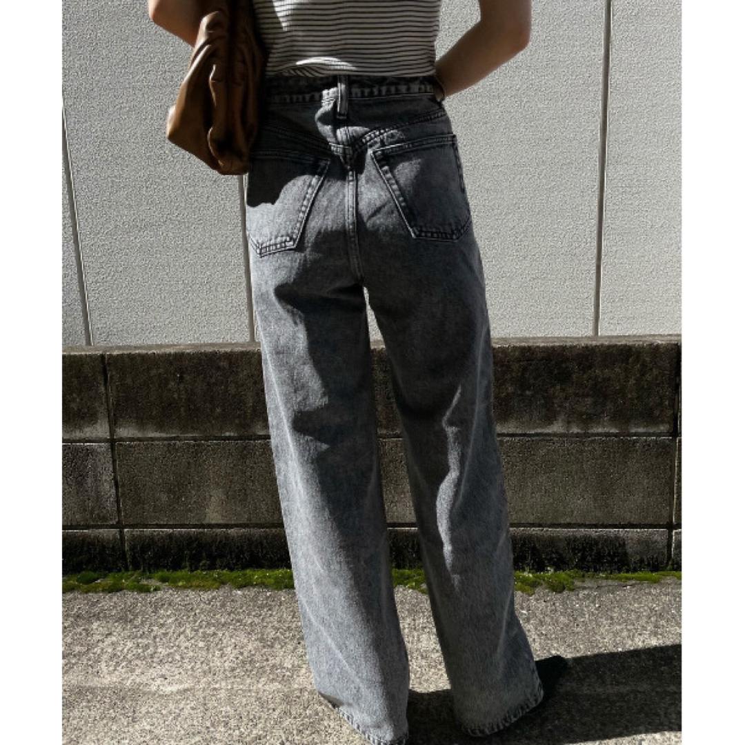 Ameri VINTAGE(アメリヴィンテージ)のMEDI MODERATELY STRAIGHT DENIM  25inch レディースのパンツ(デニム/ジーンズ)の商品写真