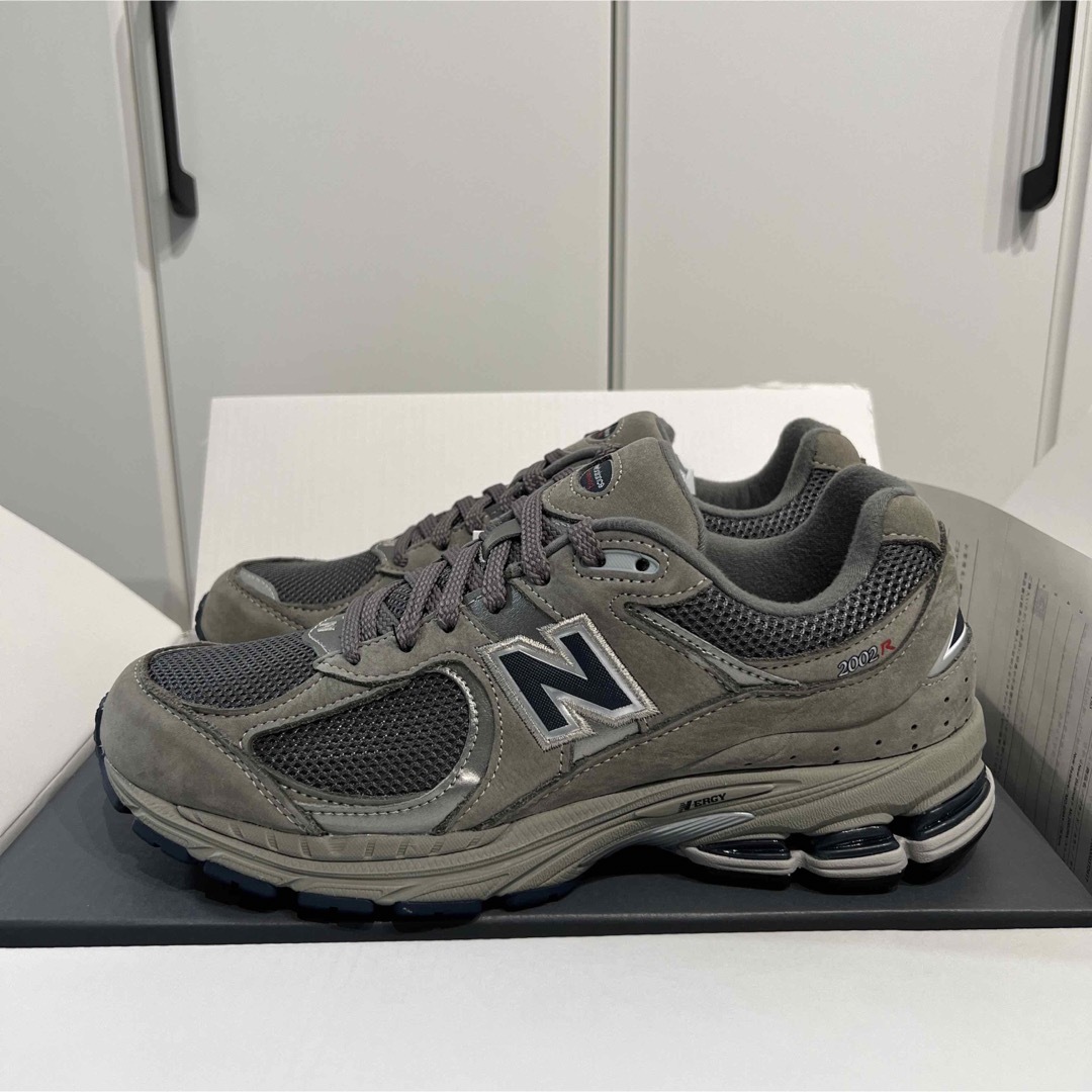 New Balance(ニューバランス)のNew Balance ML2002RA  26.5cm メンズの靴/シューズ(スニーカー)の商品写真