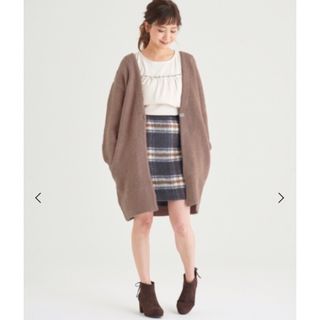 マジェスティックレゴン(MAJESTIC LEGON)のMAJESTIC LEGON ふわもちビジューボタンロングカーディガン(カーディガン)