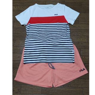 フィラ(FILA)のフィラ　スポーツ　トレーニング　tシャツ　シャツ　ショートパンツ　短パン　美品(トレーニング用品)