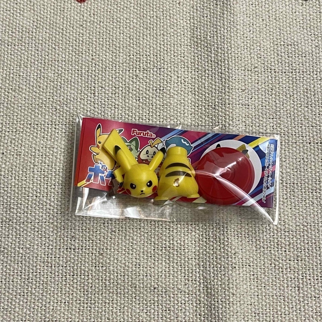 ポケットモンスター　チョコエッグ　ピカチュウ エンタメ/ホビーのフィギュア(アニメ/ゲーム)の商品写真