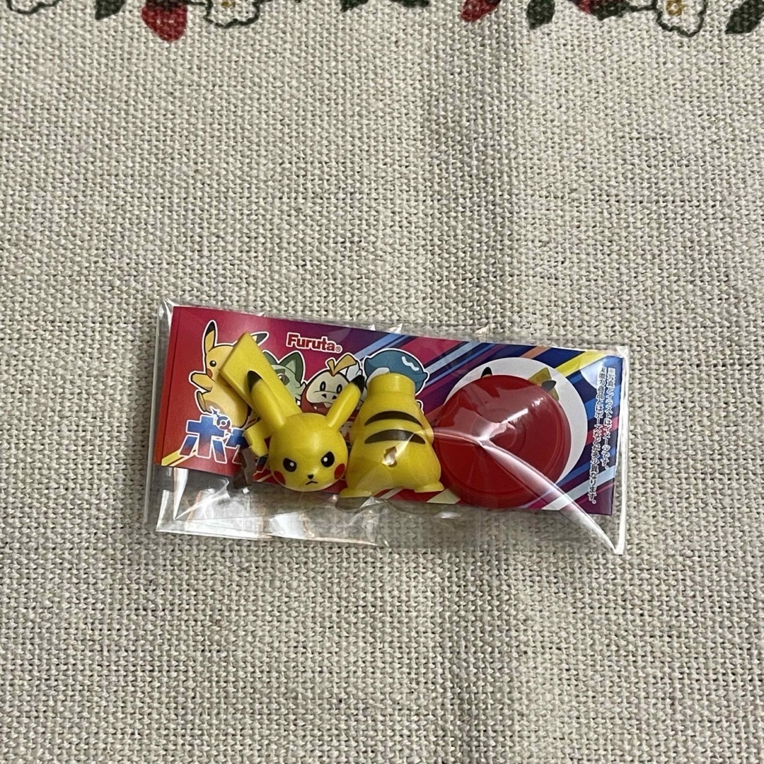 ポケットモンスター　チョコエッグ　ピカチュウ エンタメ/ホビーのフィギュア(アニメ/ゲーム)の商品写真